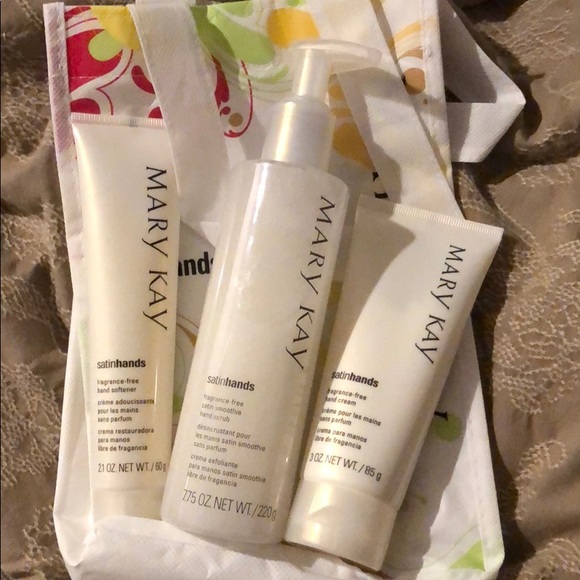 Fragrance Free Satin Hands Set - Picture 1 of 1